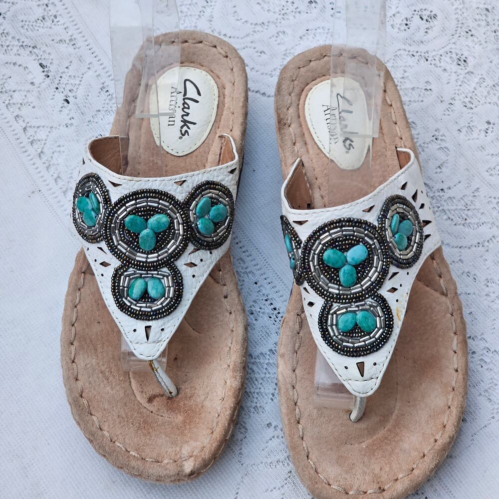 Clarks Artisan Womens Size 61/2 Thong Sandals Turquoise Embellishments